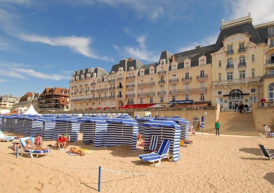 Cabourg : Plage & Architecture - DAY TRIP - 28 ao\u00fbt