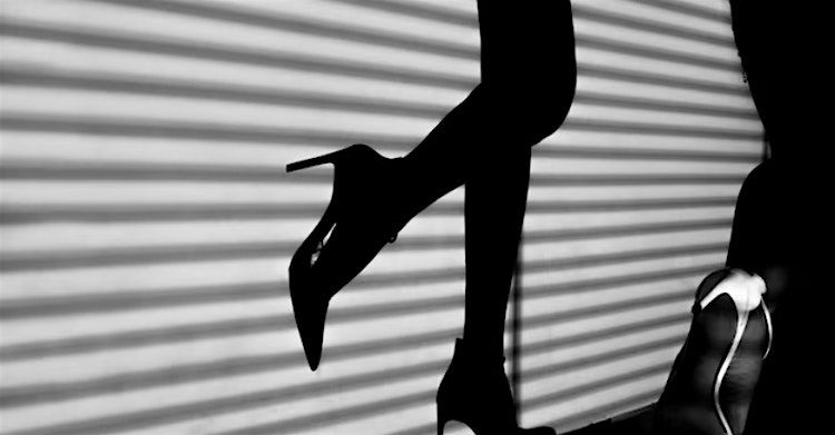 Moving W Mina, Heels Choreography Class