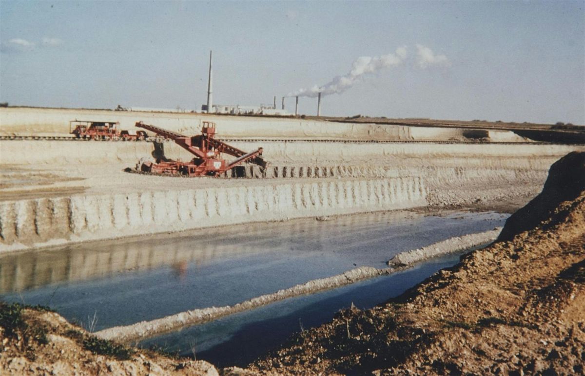 History of College Lake - College Lake, Friday 28 November