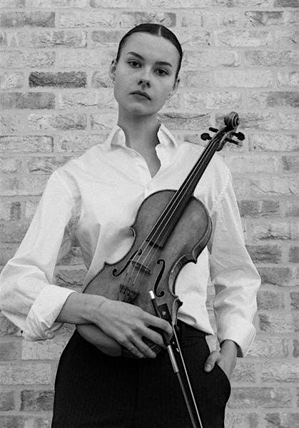 Yeva Volkava, violin