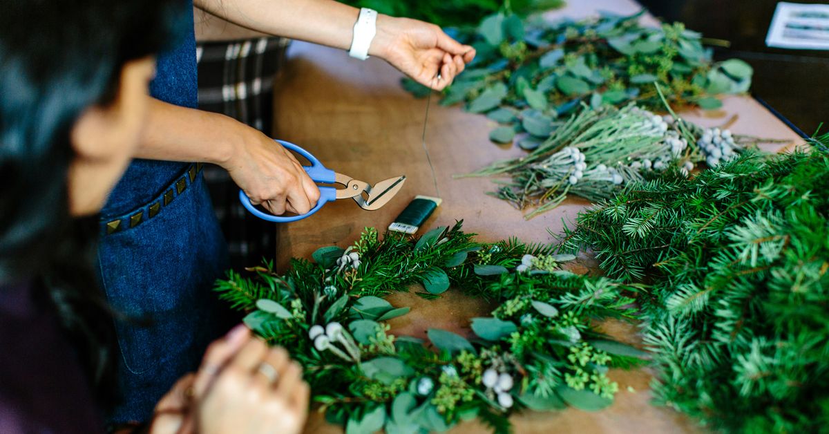 Adventspyssel - Julkransbindning i Torup (Workshop)