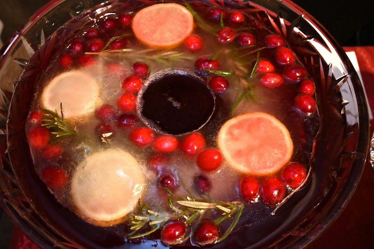 Holiday Party for Members - Enjoy Music, Punch, & Good Cheer on December 7!