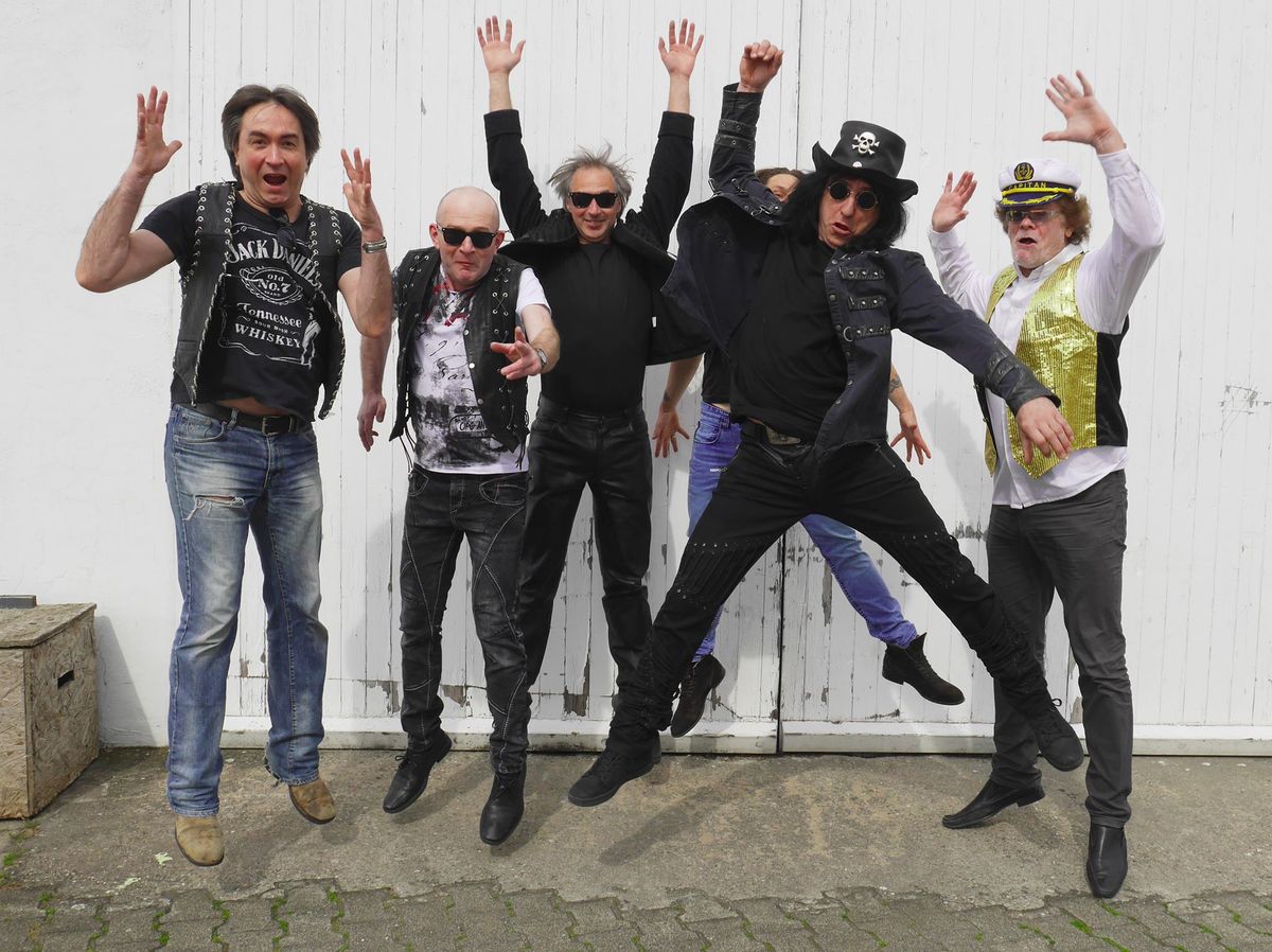 A Tribute to the Rolling Stones mit " Stoned "