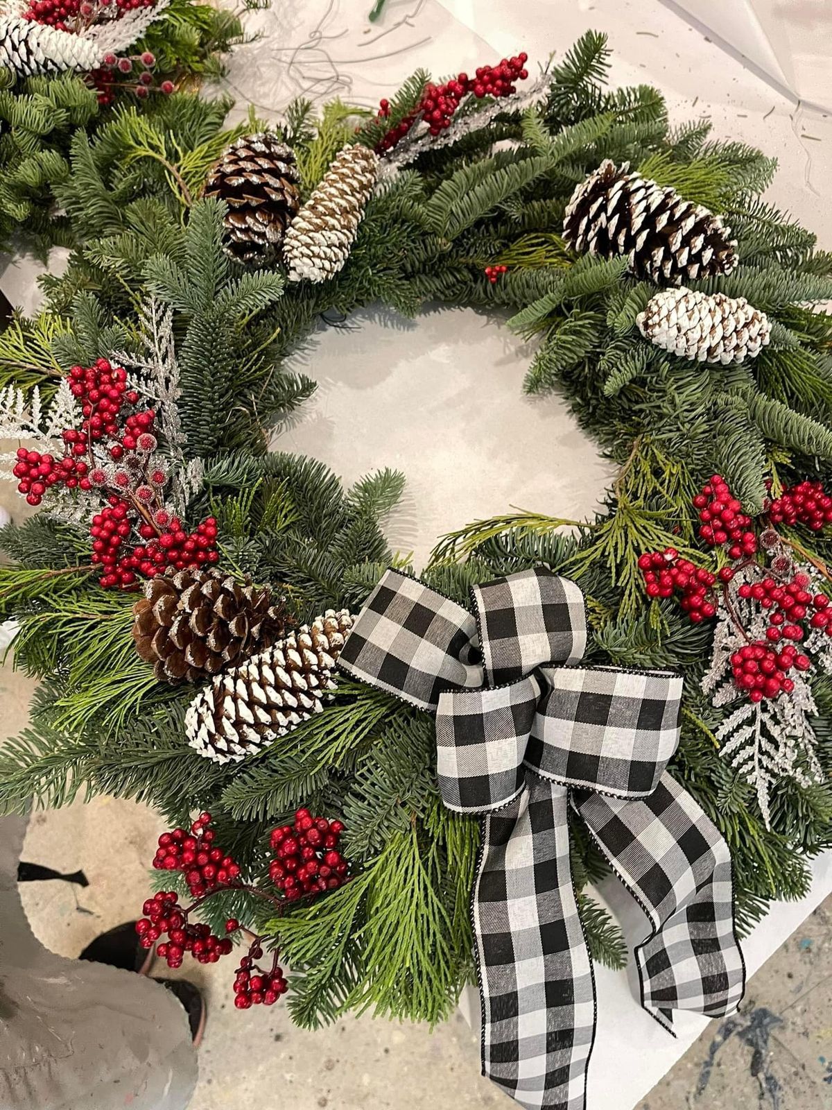 HOLIDAY WREATH DECORATING **Held at Illianos in Hammonton**