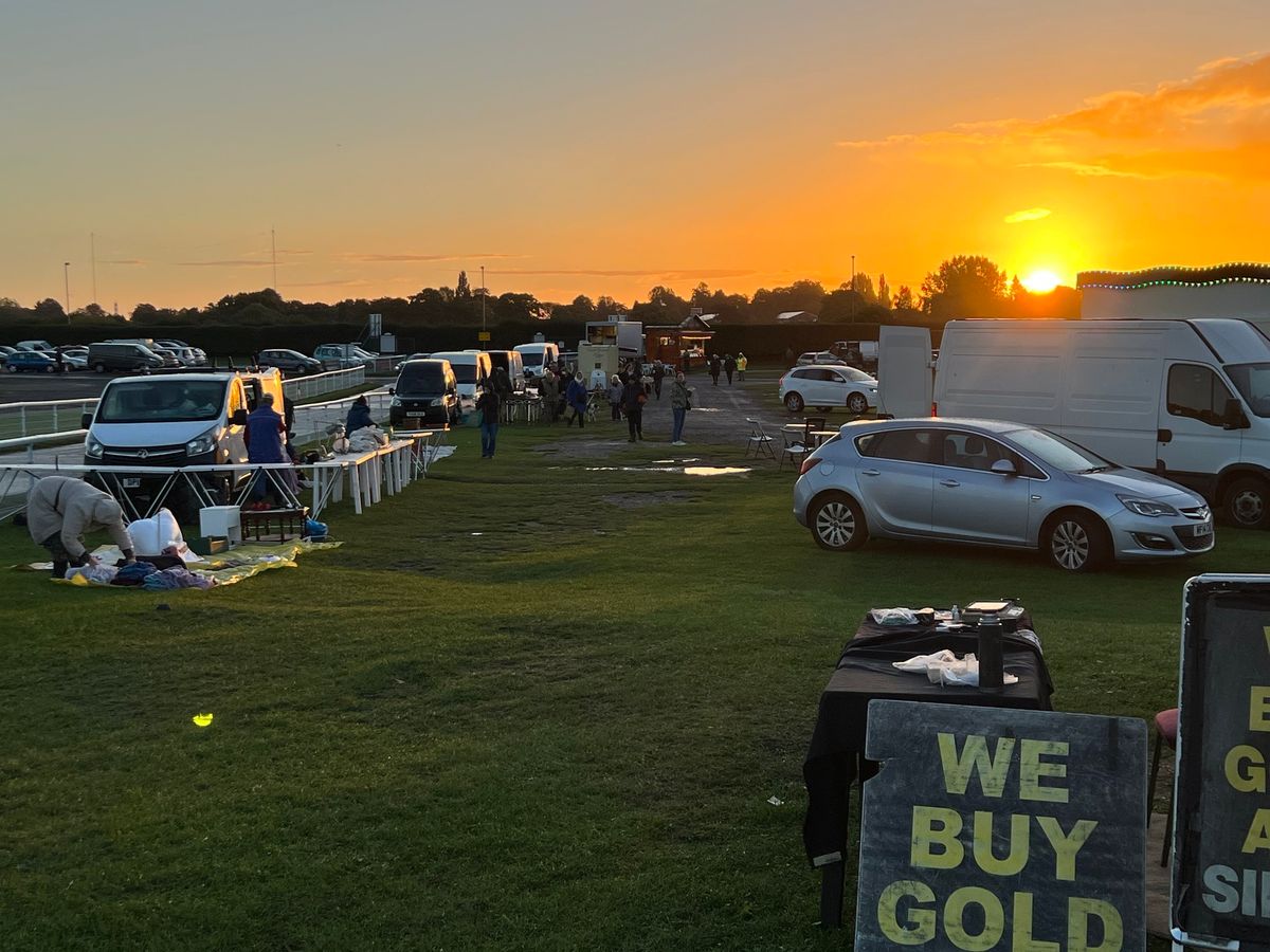 Sell gold at York Racecourse Car Boot Sale every Saturday morning 0615 to noon from April to October