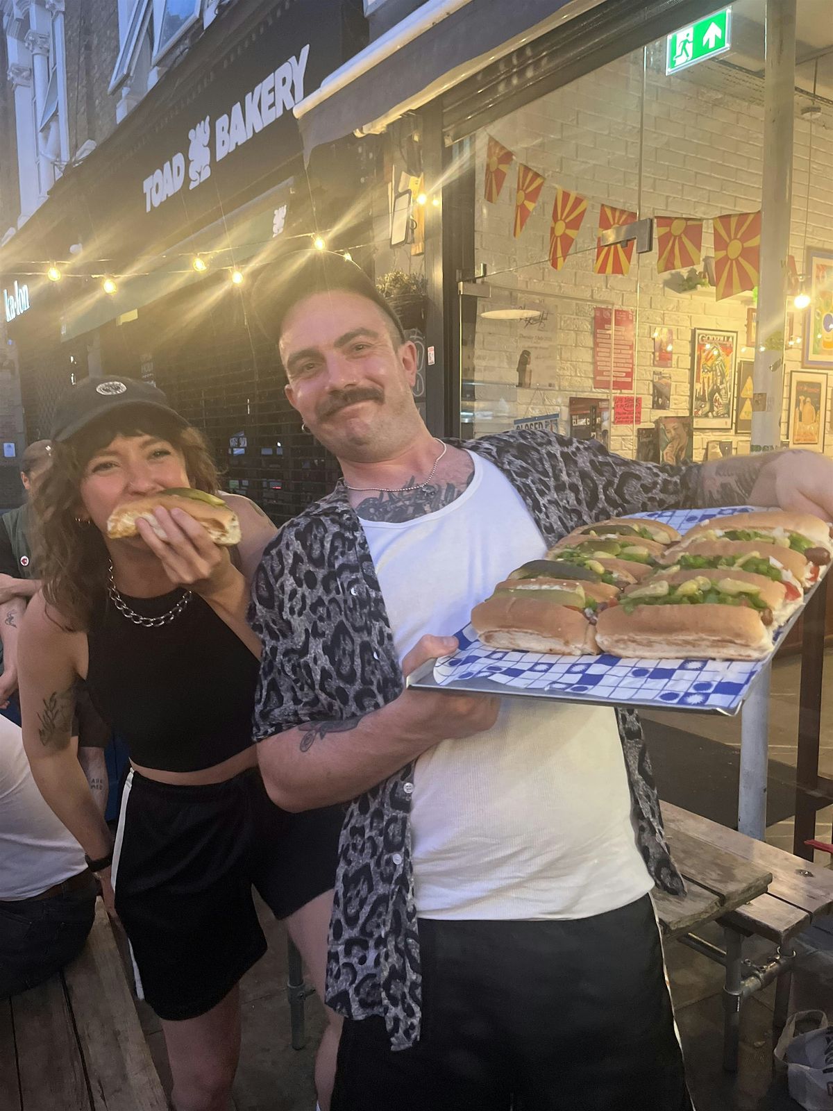 TROPICAL HOT DOG NIGHT @ CAFE MONDO