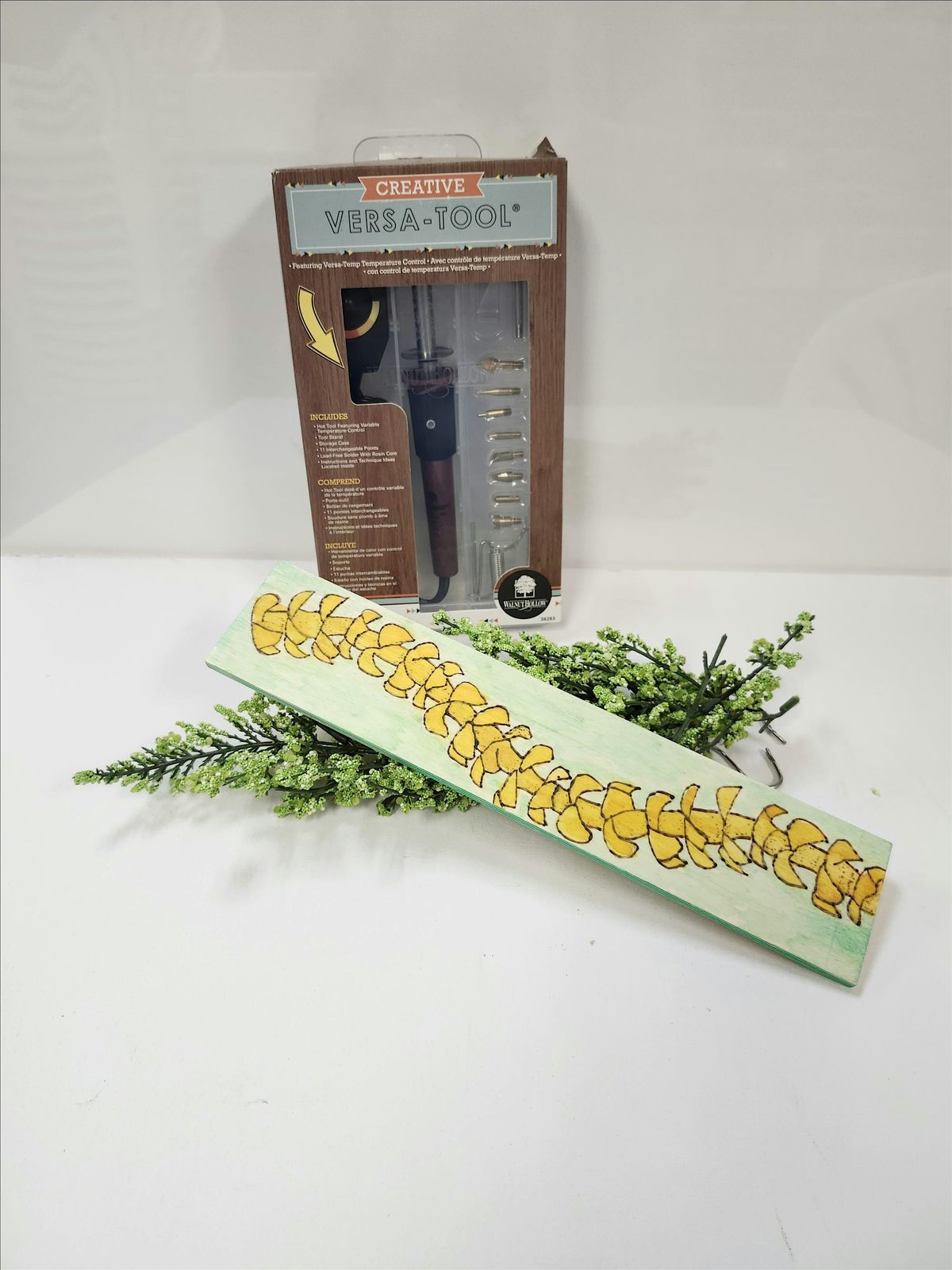 Wood Burning Puakenikeni Lei-Hilo