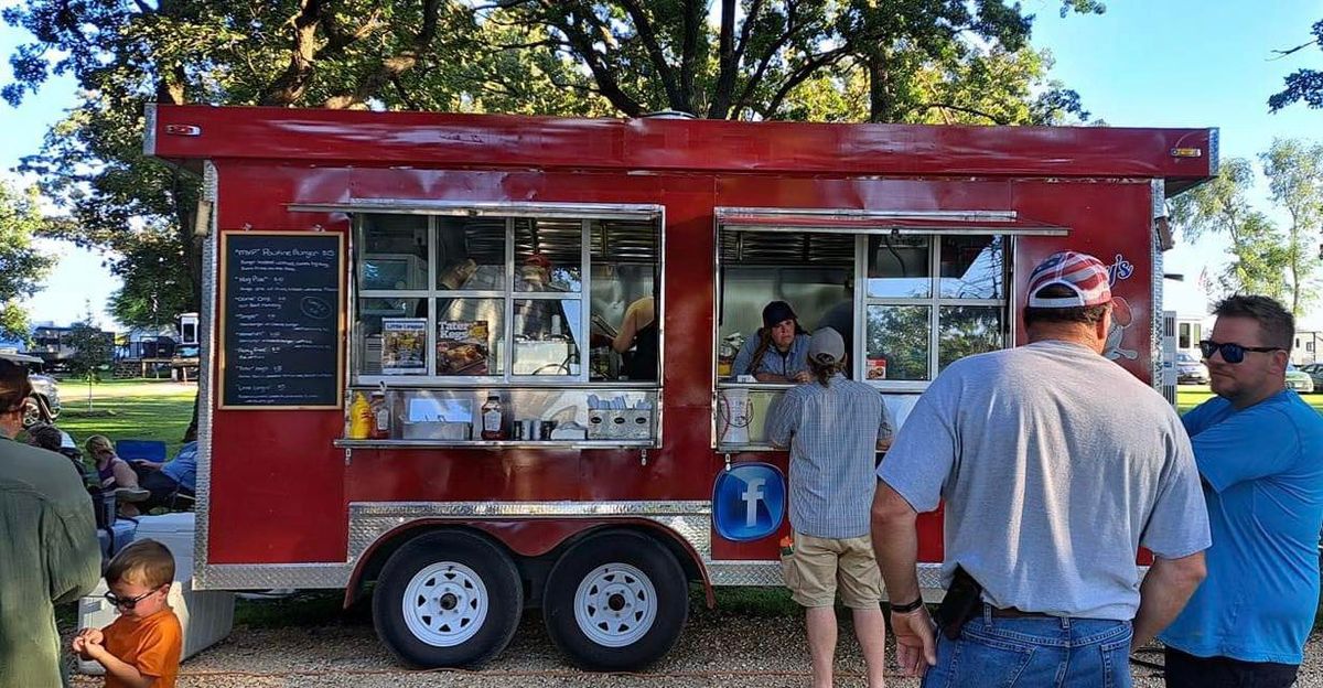 Jersey's Food Truck @ Paddlefish Brewing