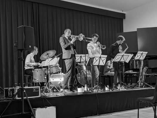 Tobias Stavngaard Sextet p\u00e5 S\u00f8hesten