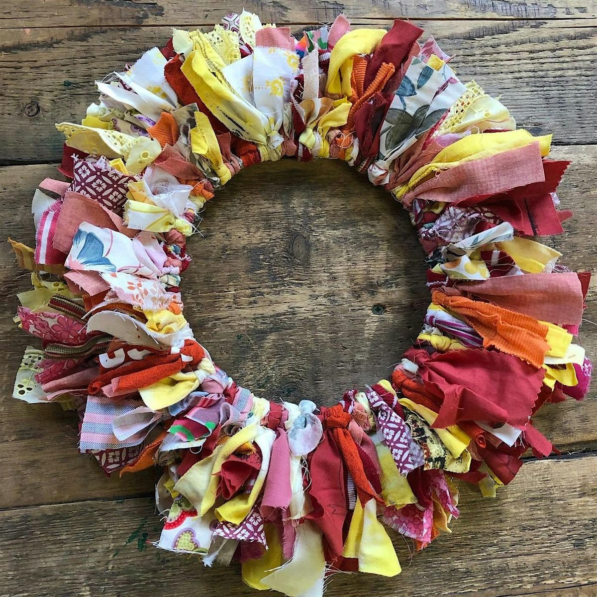 Festive Rag Wreaths with Kim Searle