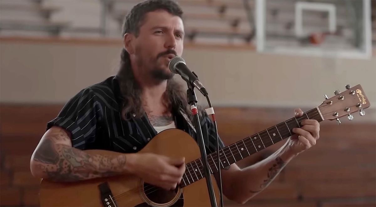 Nick Shoulders (21+)