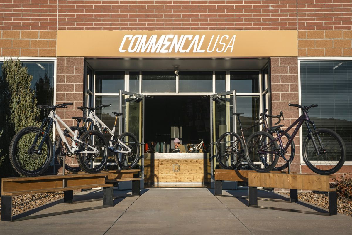 Showroom Dirt Church