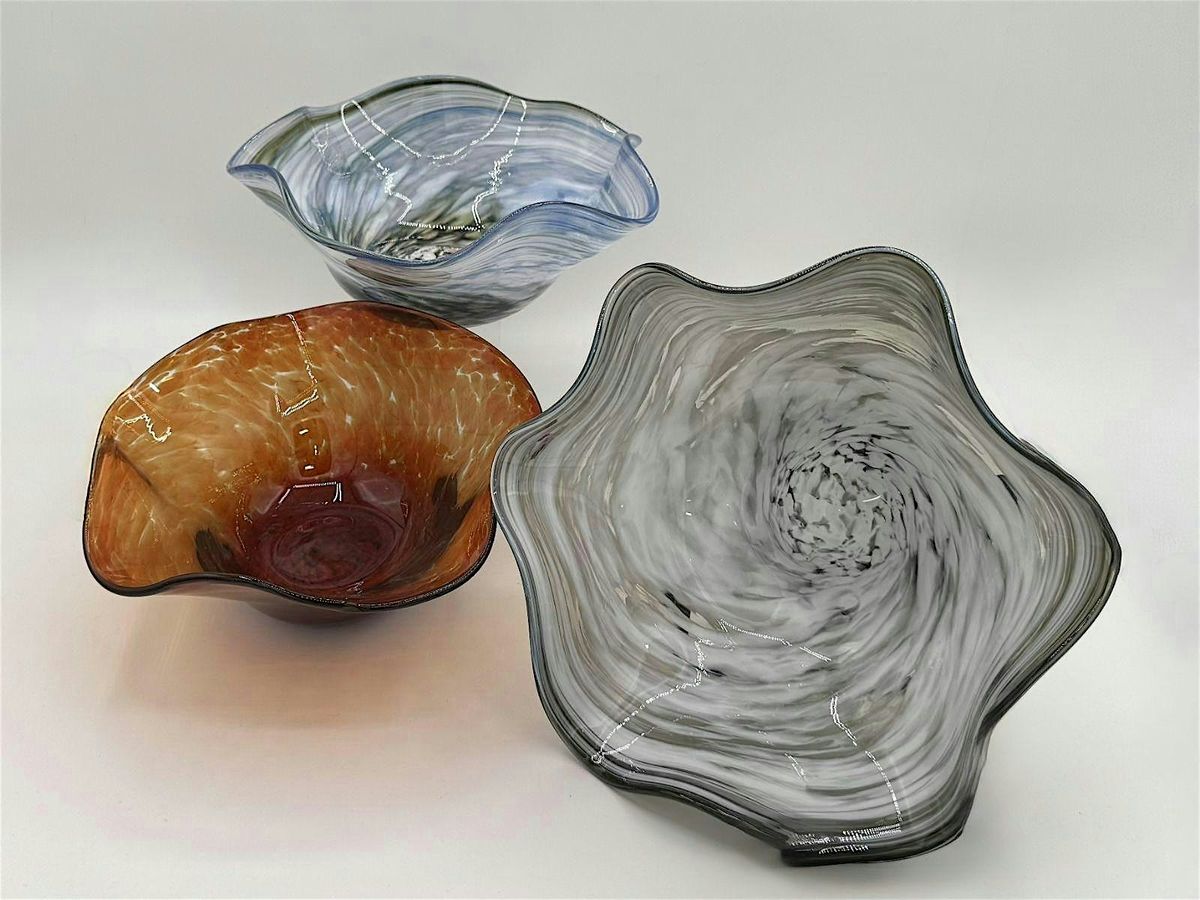 Create Your Own Blown Glass Ruffle Bowl!