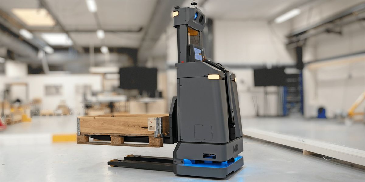 Robotic Pallet Handling Showcase: Introducing the MiR1200 Pallet Jack