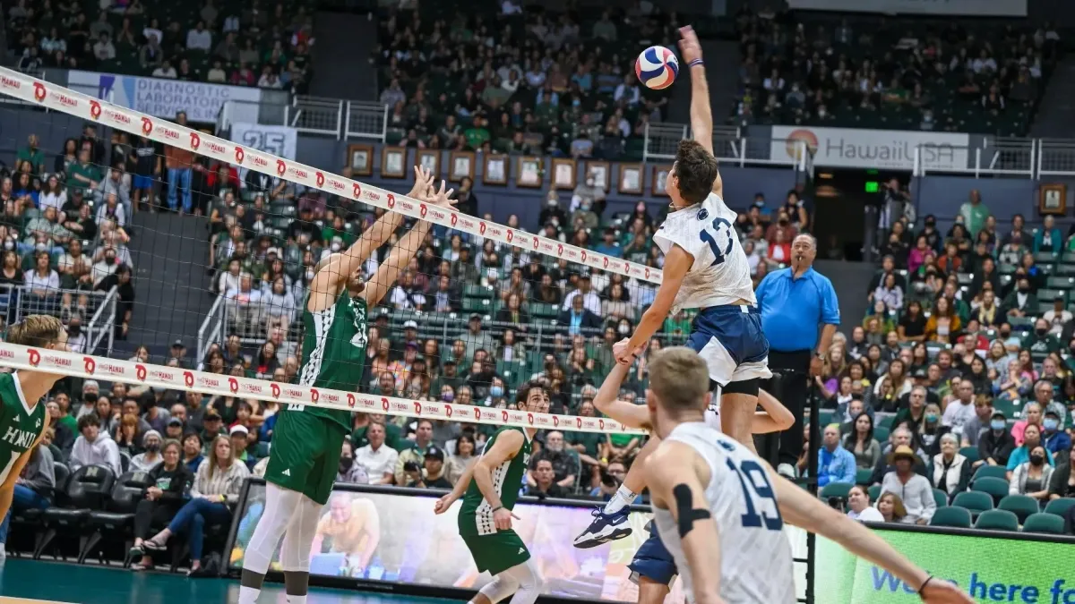 Parking OUTRIGGER Invitational - Hawaii Rainbow Warriors Mens Volleyball