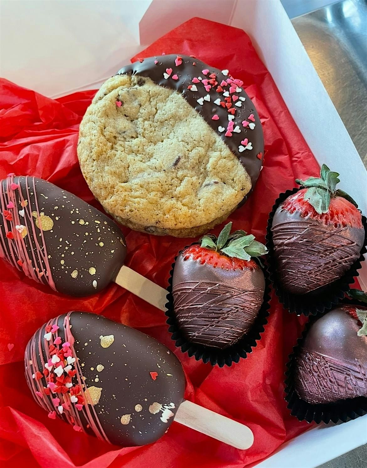 DIY Valentines Day Treat Box