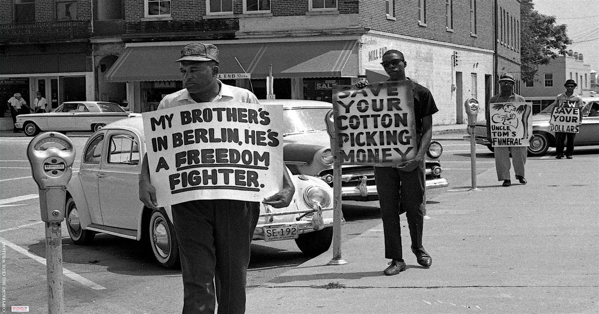 Sunday Tour - Unforgettable: The Civil Rights Photography of Cecil Williams
