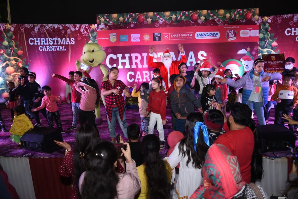 Yellow Cubs Christmas Carnival, Bhopal