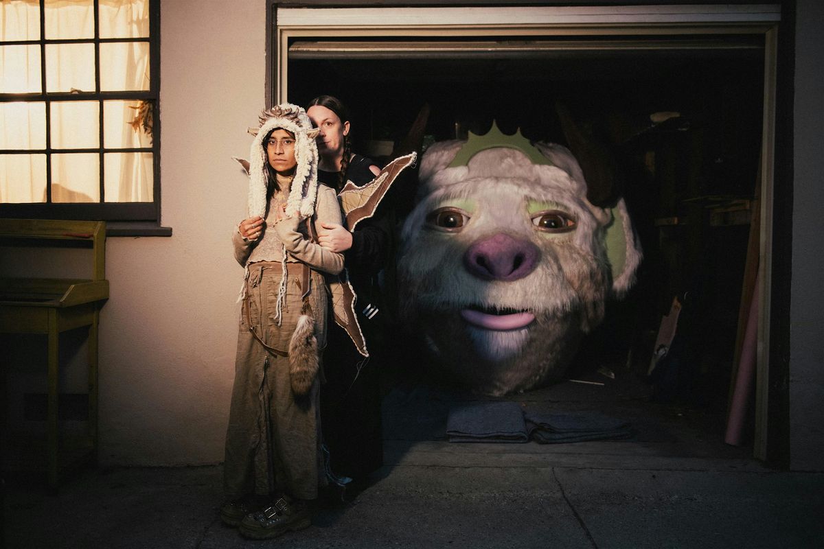 Rachika Nayar and Nina Keith Present Disiniblud