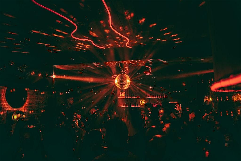 Wiggle Ball: New Year's Eve Vol. 4