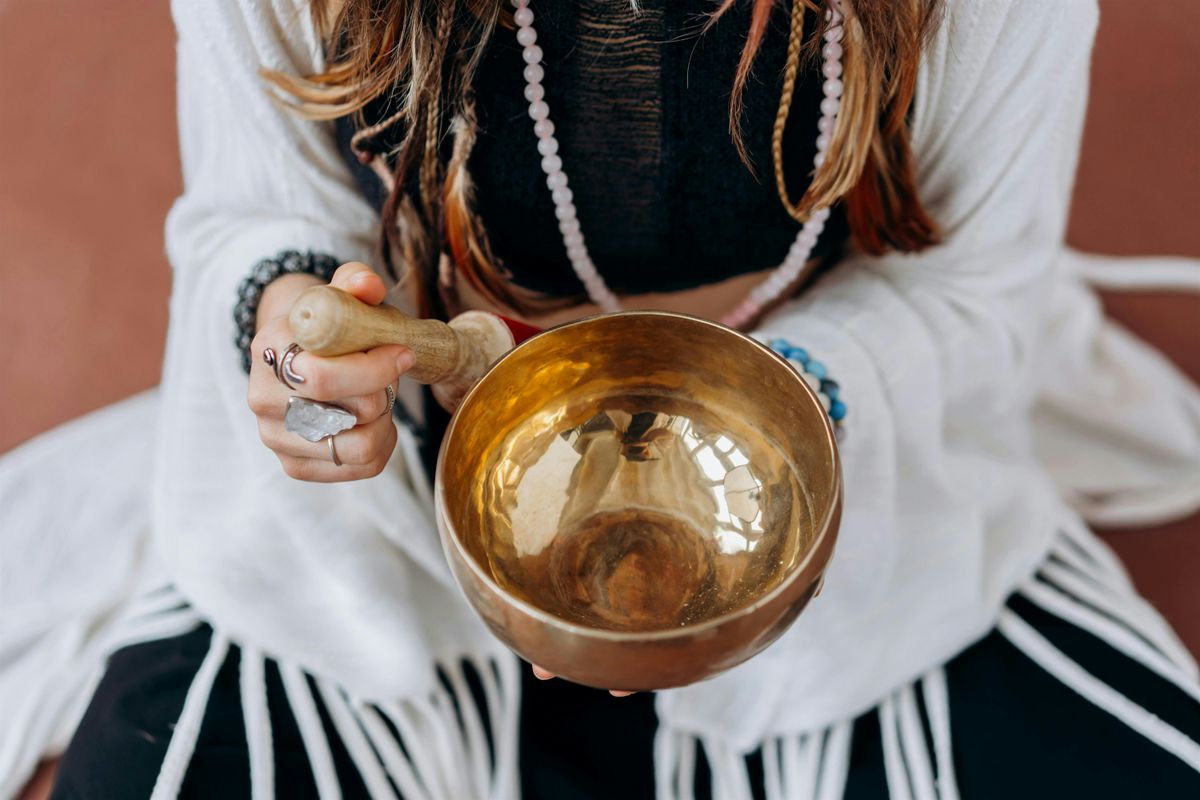 Heart Alchemy: Journaling + Gentle Sound