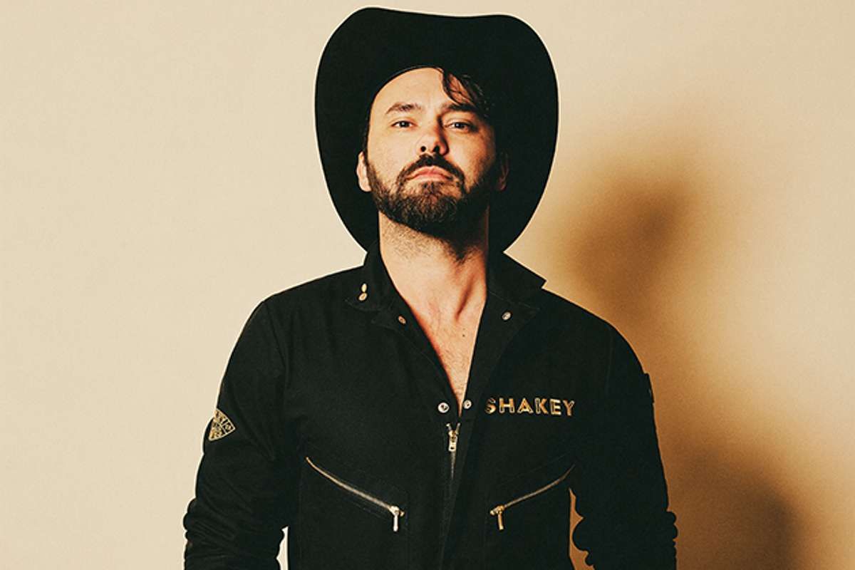 Shakey Graves with Ruby Waters