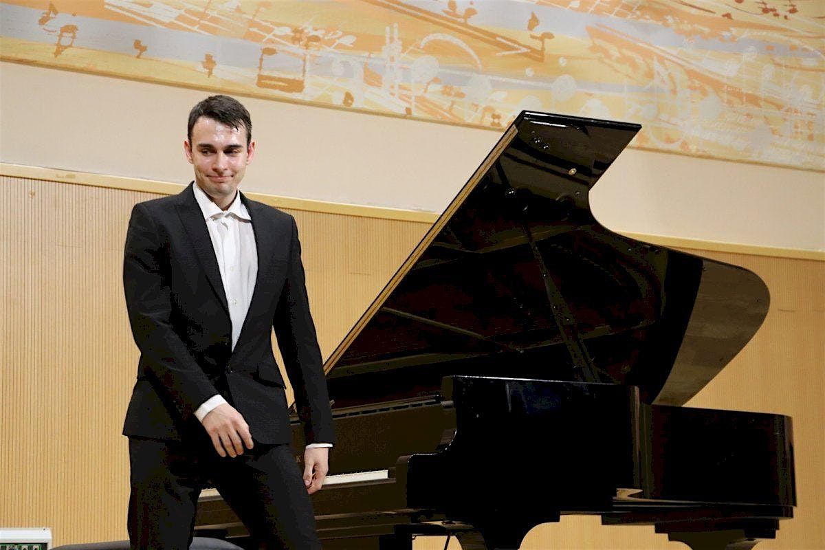 Spanish Young Music Talents: Alexander Beliakov de Felipe, piano