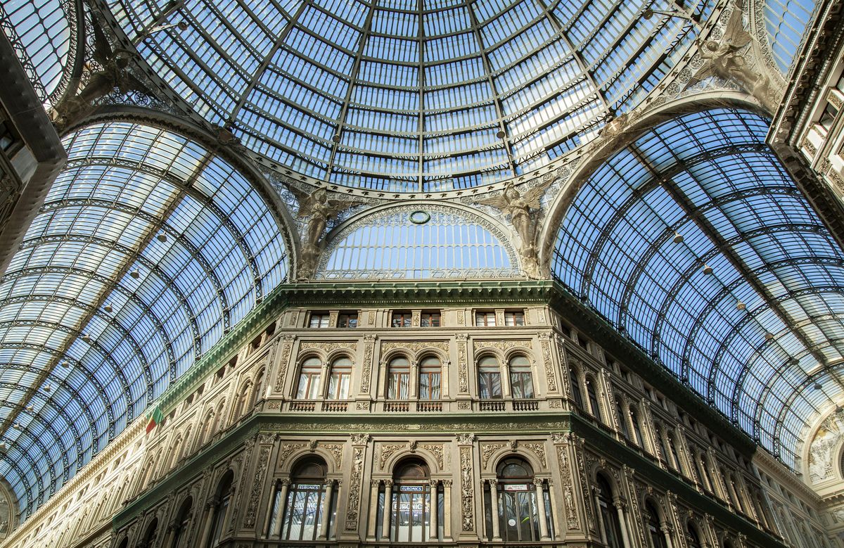 Alla scoperta della Napoli Reale, tour guidato con ingresso a Palazzo Reale