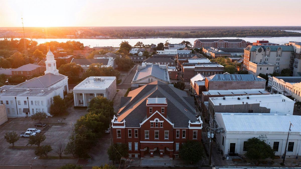 Adventurous Scavenger Hunt - Cheesy Natchez Tour