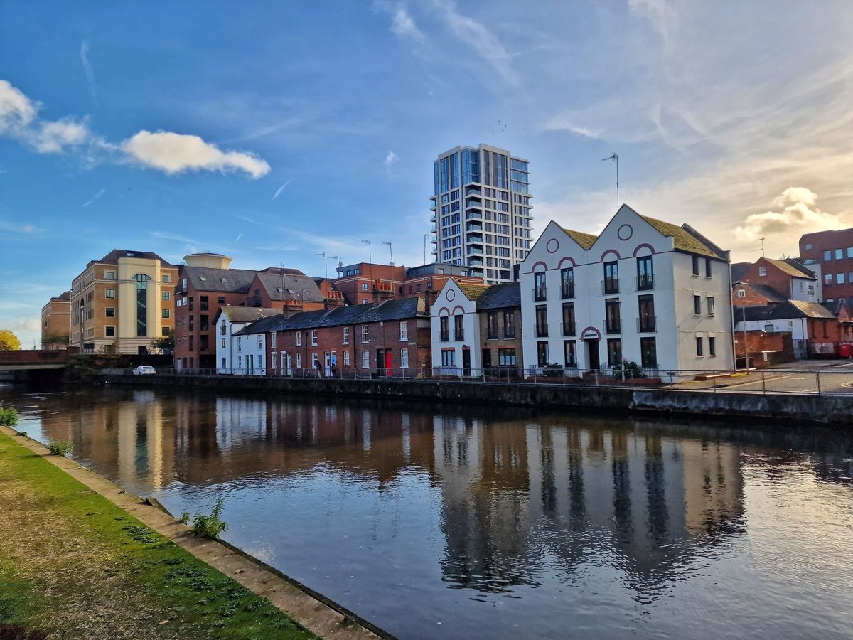 FREE Let's Walk Reading - Guided Walks on the Kennet & Avon Canal