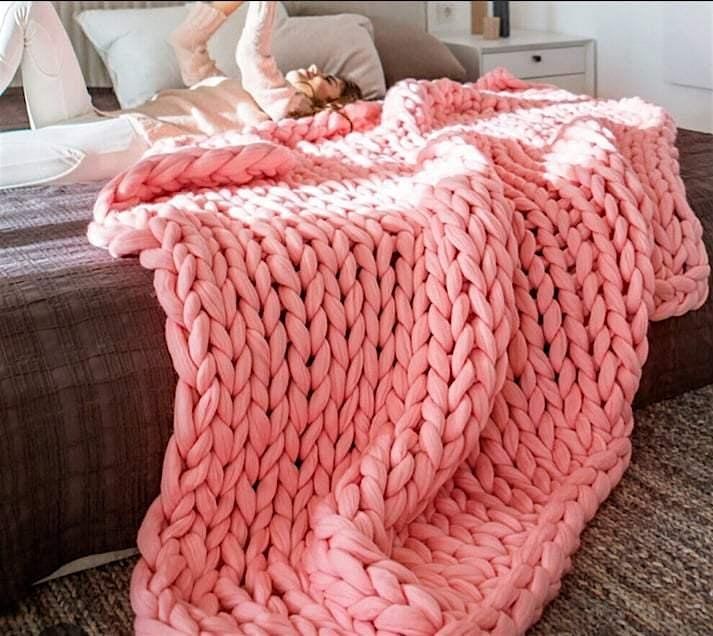 Make Your Own Chunky Yarn Blanket