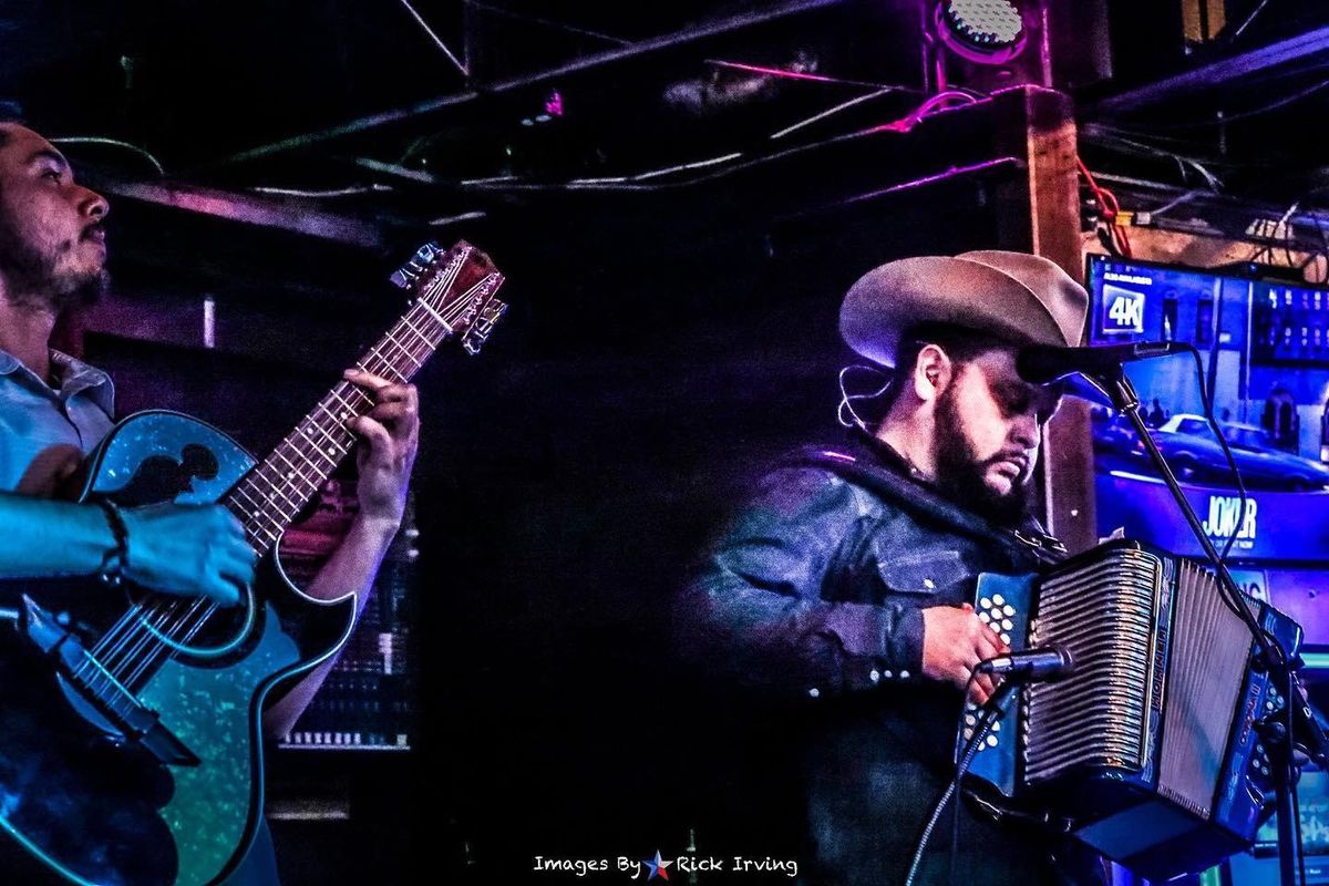 Squeezebox Duo at Fort Brewery & Pizza