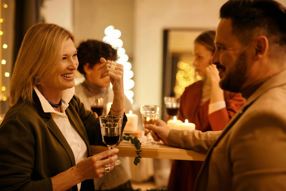 Speed Dating Tulsa - Straight Matches | Ages 35-50 (not strict)