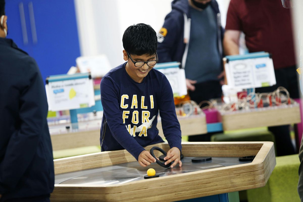 Family Day (15 November)