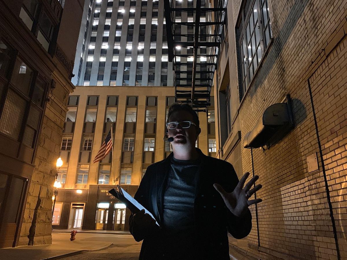 Walking Tour: Haunted History in Chicago