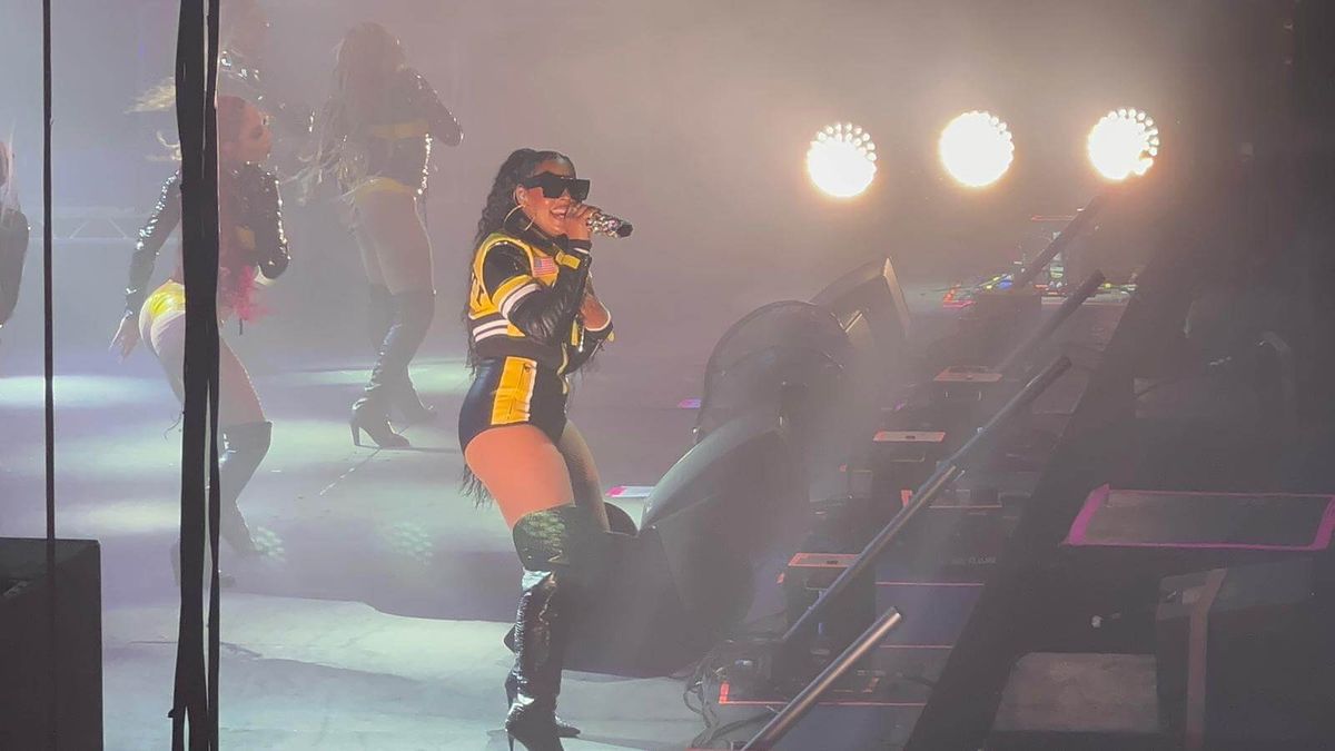 Ashanti with Trey Songz