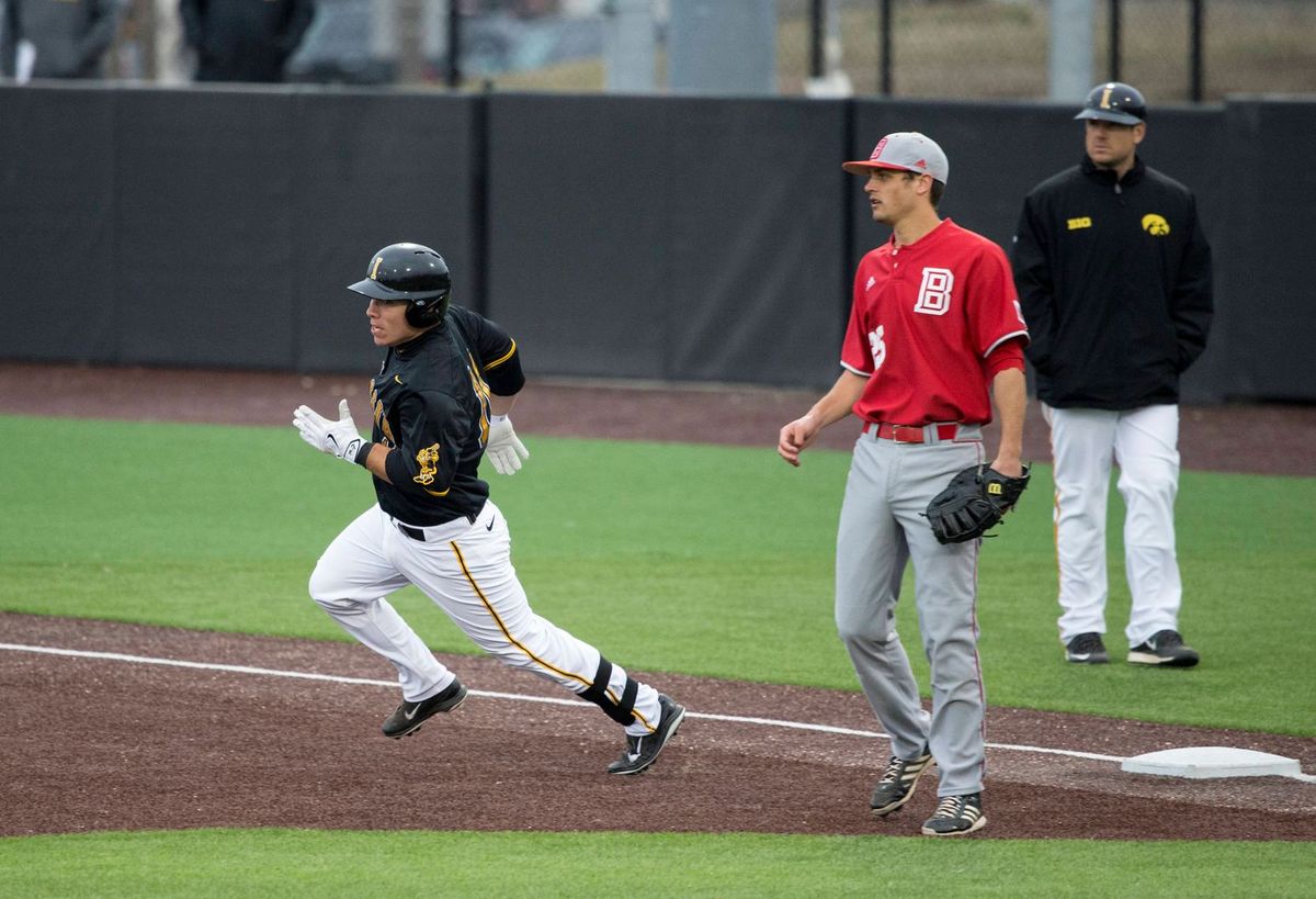 Iowa Hawkeyes vs. Bradley Braves