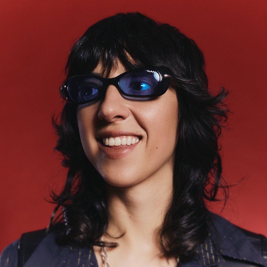 Roundabout Presents: Chlo\u00e9 Caillet