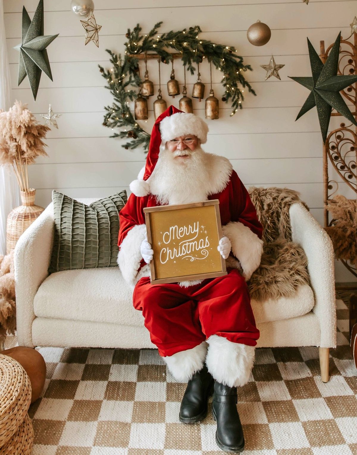 Donuts with Santa at Doughboys Donuts