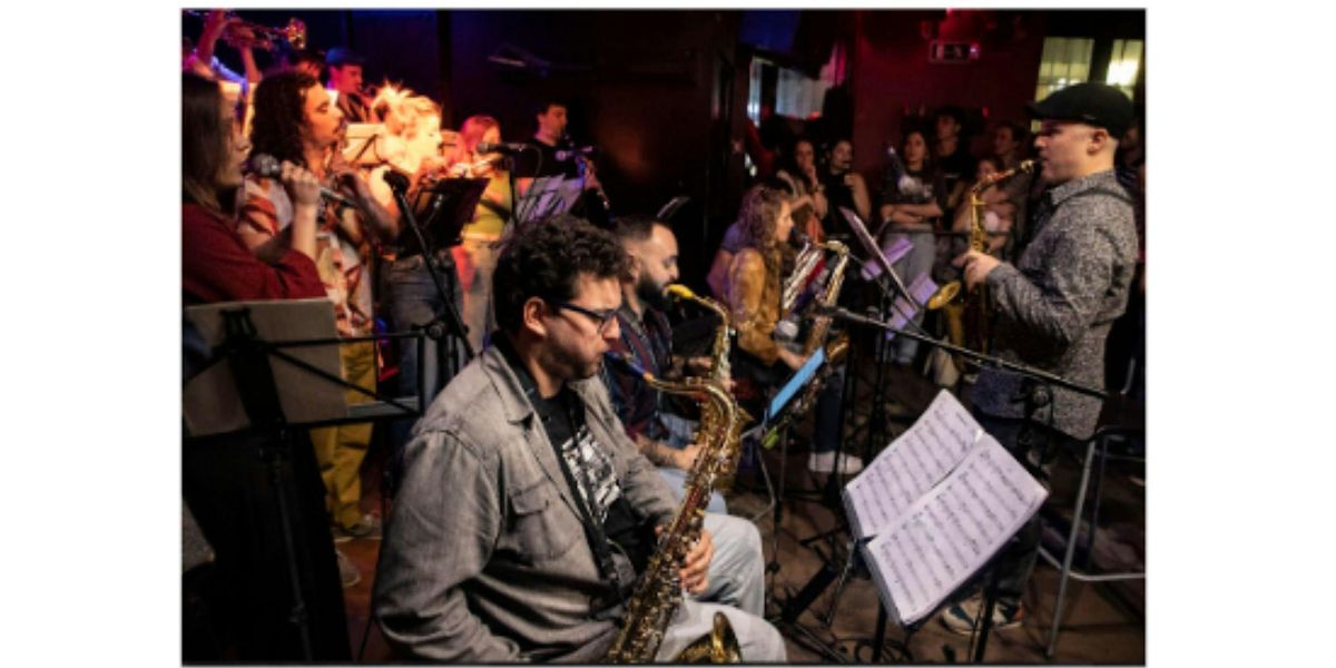MONCLOA A RITMO DE JAZZ. INAUGURACI\u00d3N. MALASA\u00d1A BIG BAND