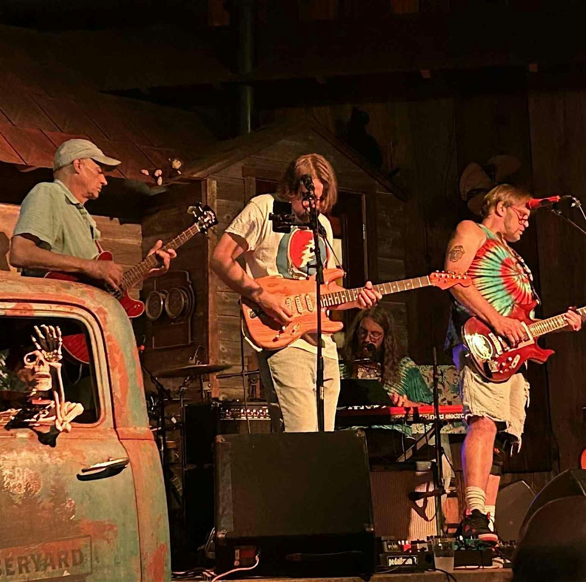 Live Music- The Throwing Stones Band