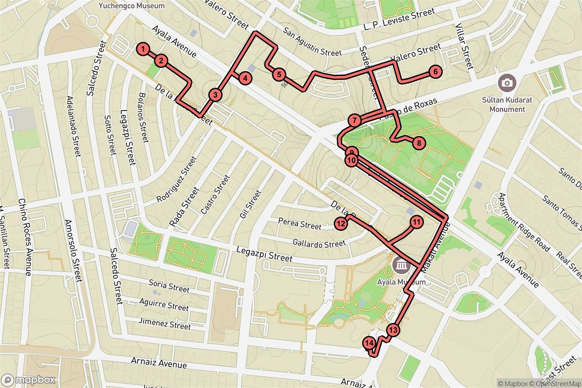 Manila Audio Tour: Manila\u2019s Modern Marvels and Green Oasis Tour