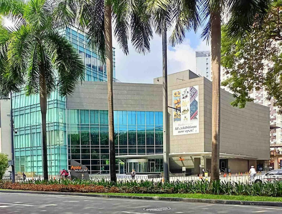 Manila Audio Tour: Manila\u2019s Modern Marvels and Green Oasis Tour