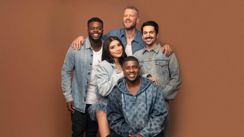 Pentatonix: Christmas in the City Tour 
