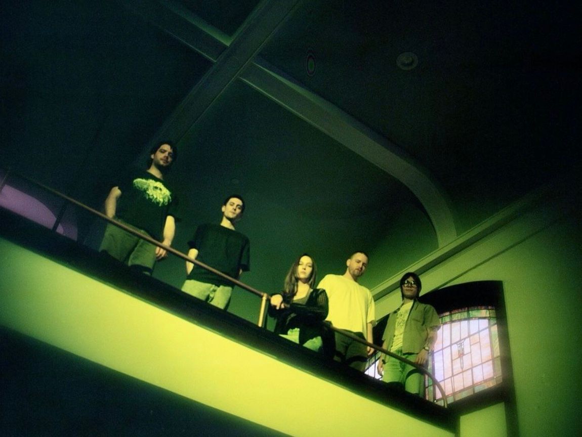 Teethe at Resonant Head