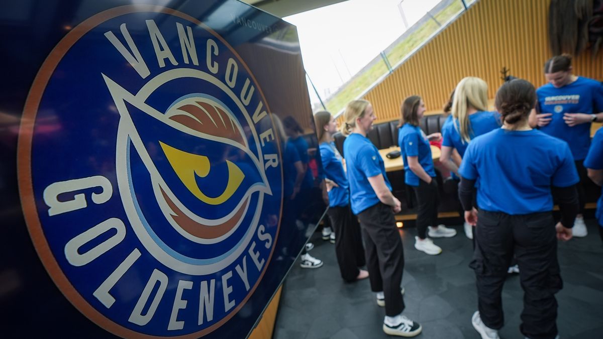 Vancouver Goldeneyes at Ottawa Charge