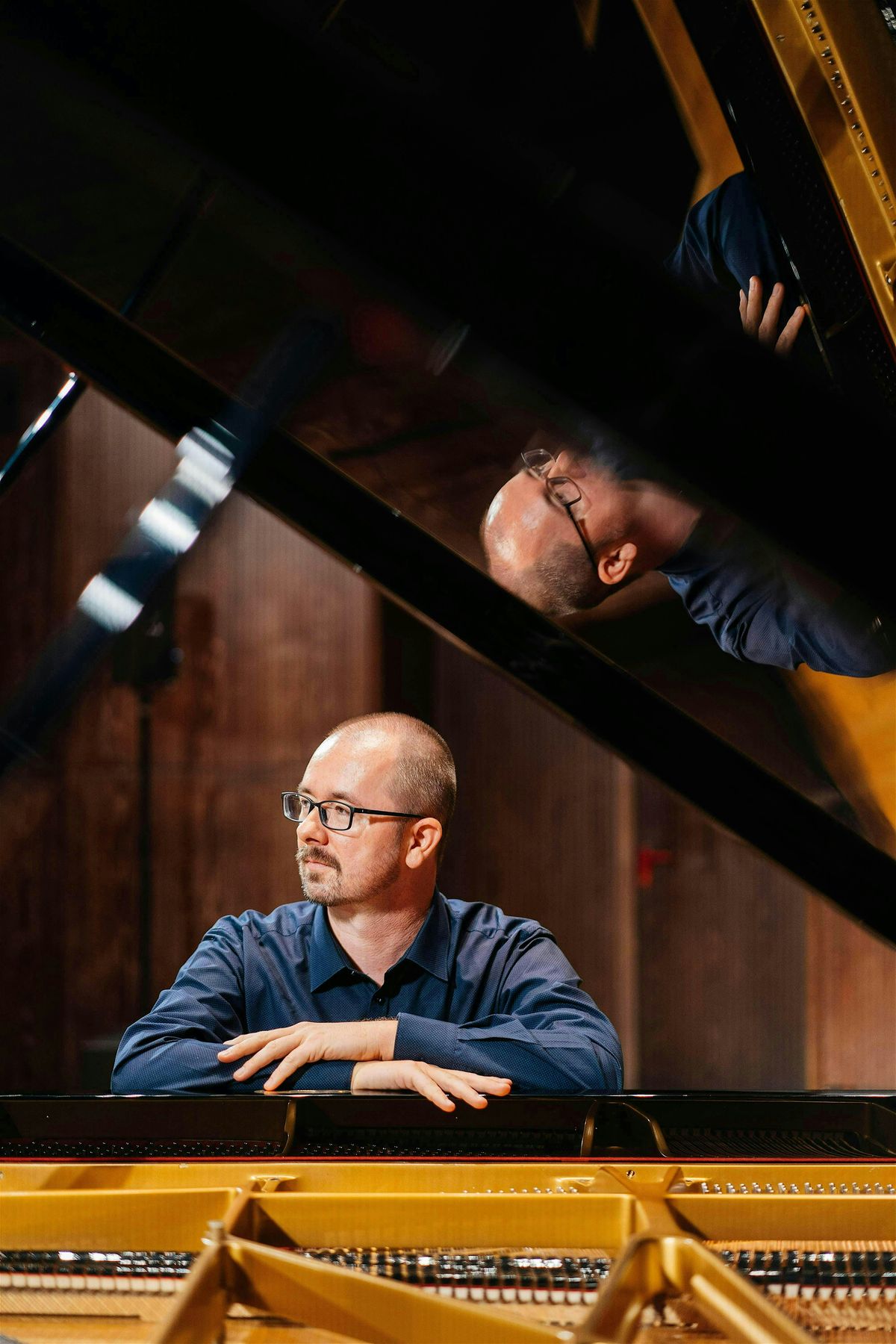 TOMASZ KAMIENIAK PIANO PERFORMANCE