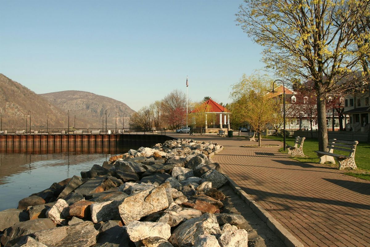 Amazing Scavenger Hunt! - Cold Spring Scavenger Hunt