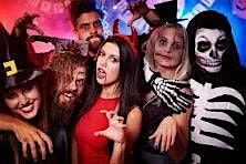 COSTUME PARTY