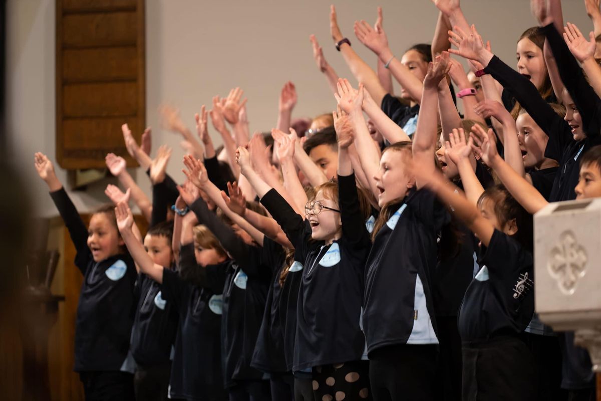 Dunedin Children\u2019s Choir at T\u016bhura Otago Museum!